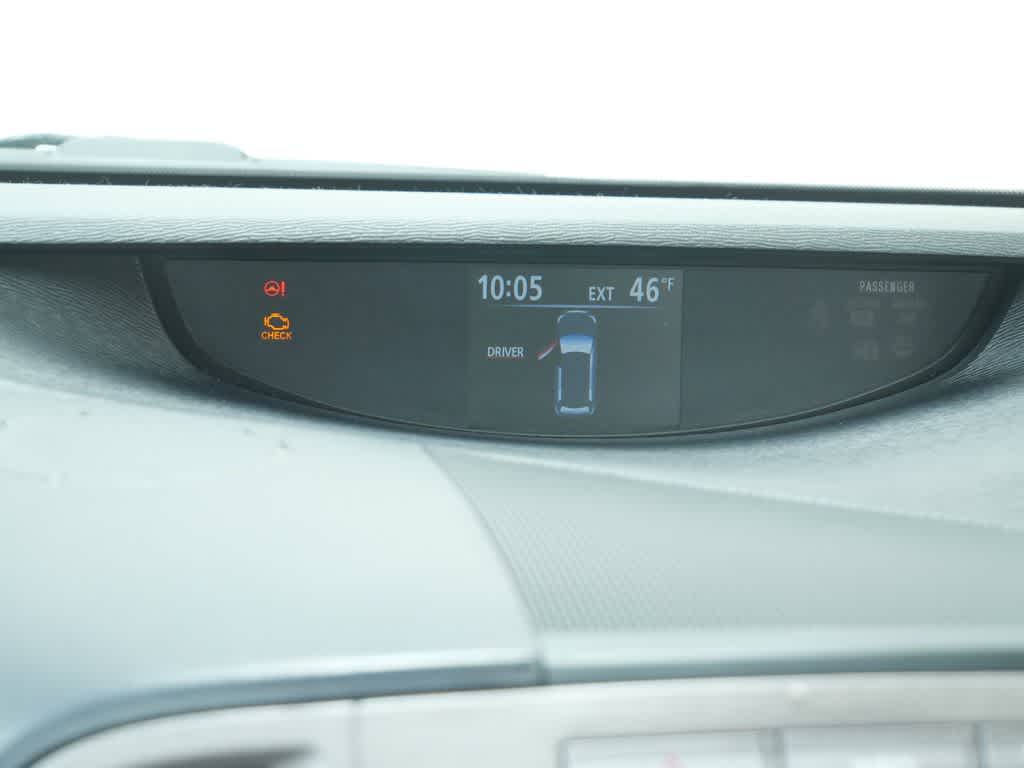 Thumbnail: 2015 Toyota Venza - 24