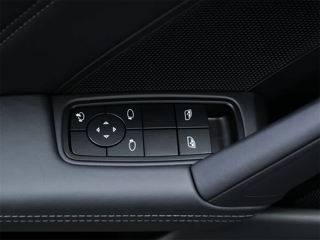 Thumbnail: 2025 Porsche 911 - 14