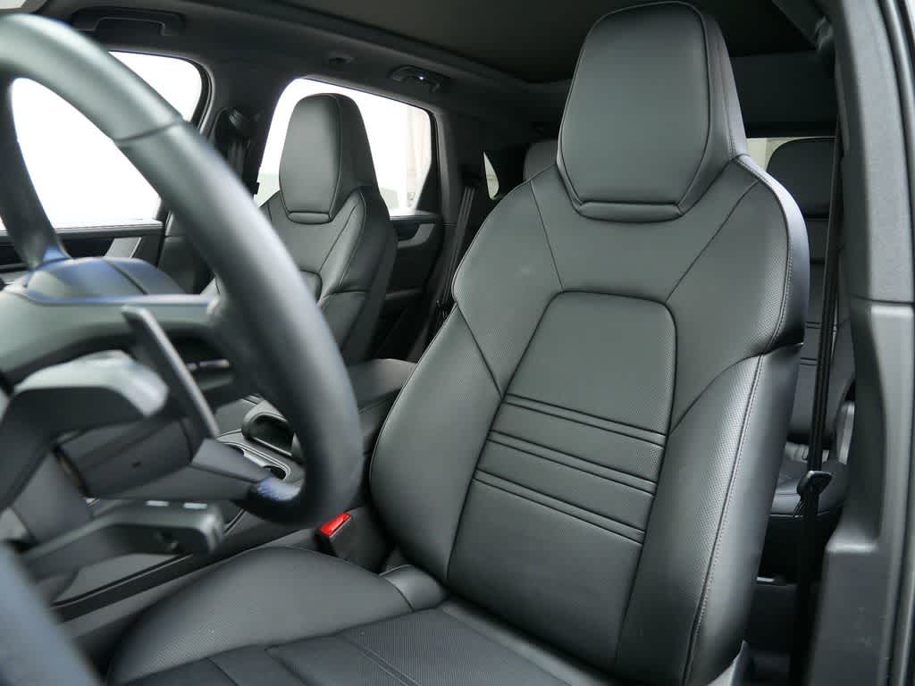 Thumbnail: 2025 Porsche Cayenne - 5