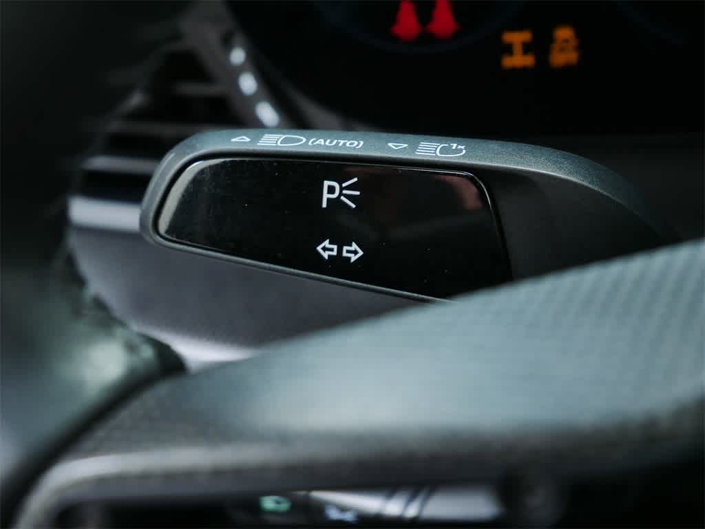 Thumbnail: 2023 Porsche 911 - 19