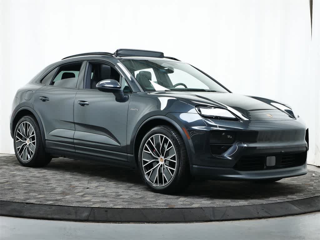 Thumbnail: 2025 Porsche Macan - 9