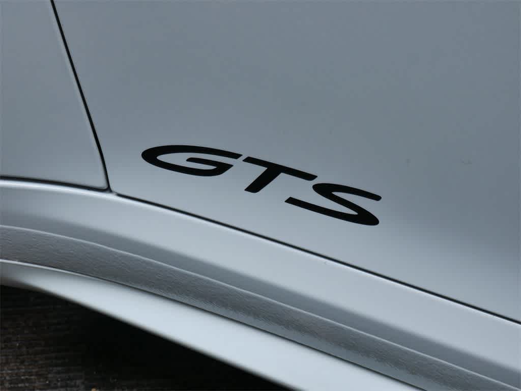 Thumbnail: 2023 Porsche 911 - 11