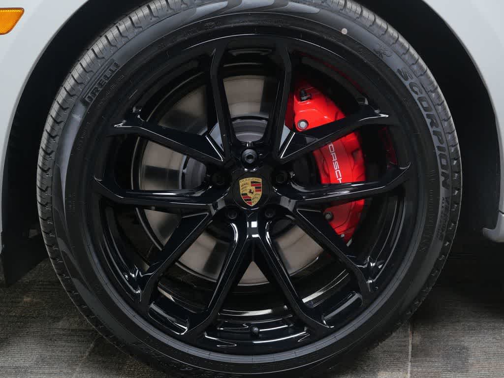 Thumbnail: 2026 Porsche Macan - 11