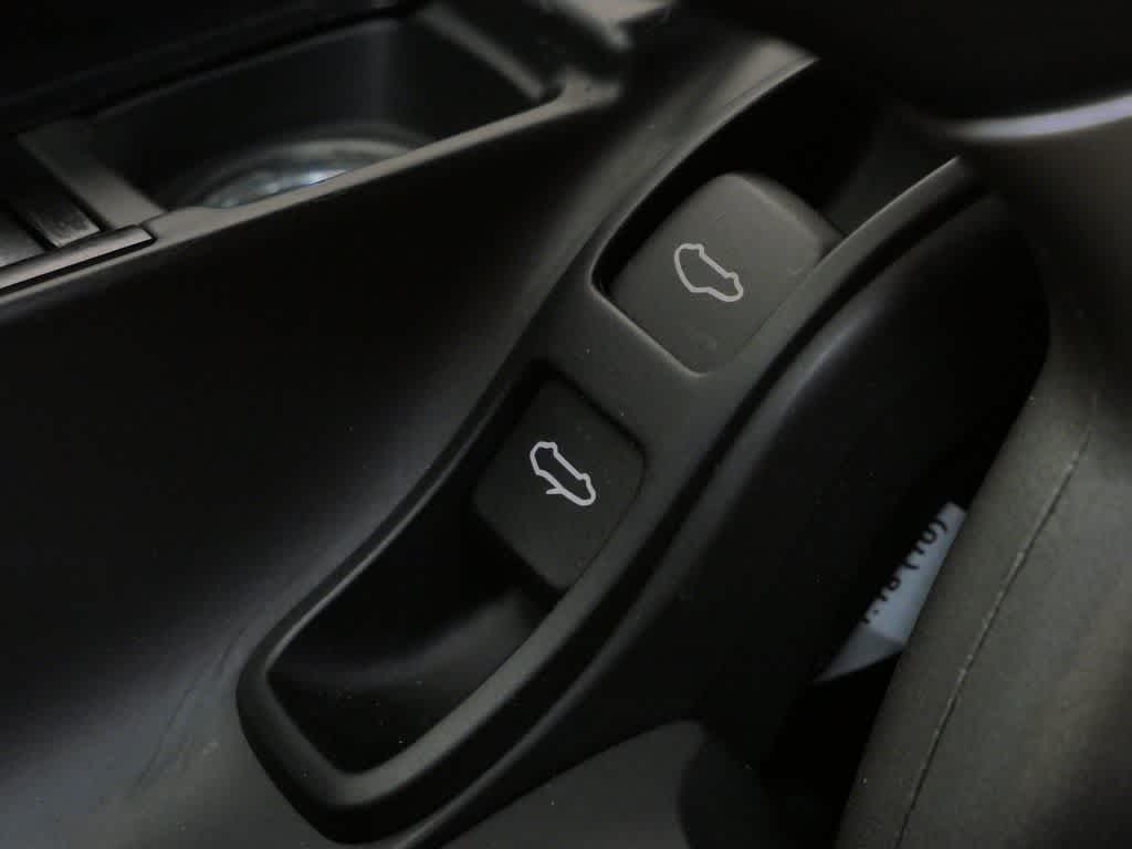 Thumbnail: 2008 Porsche 911 - 27