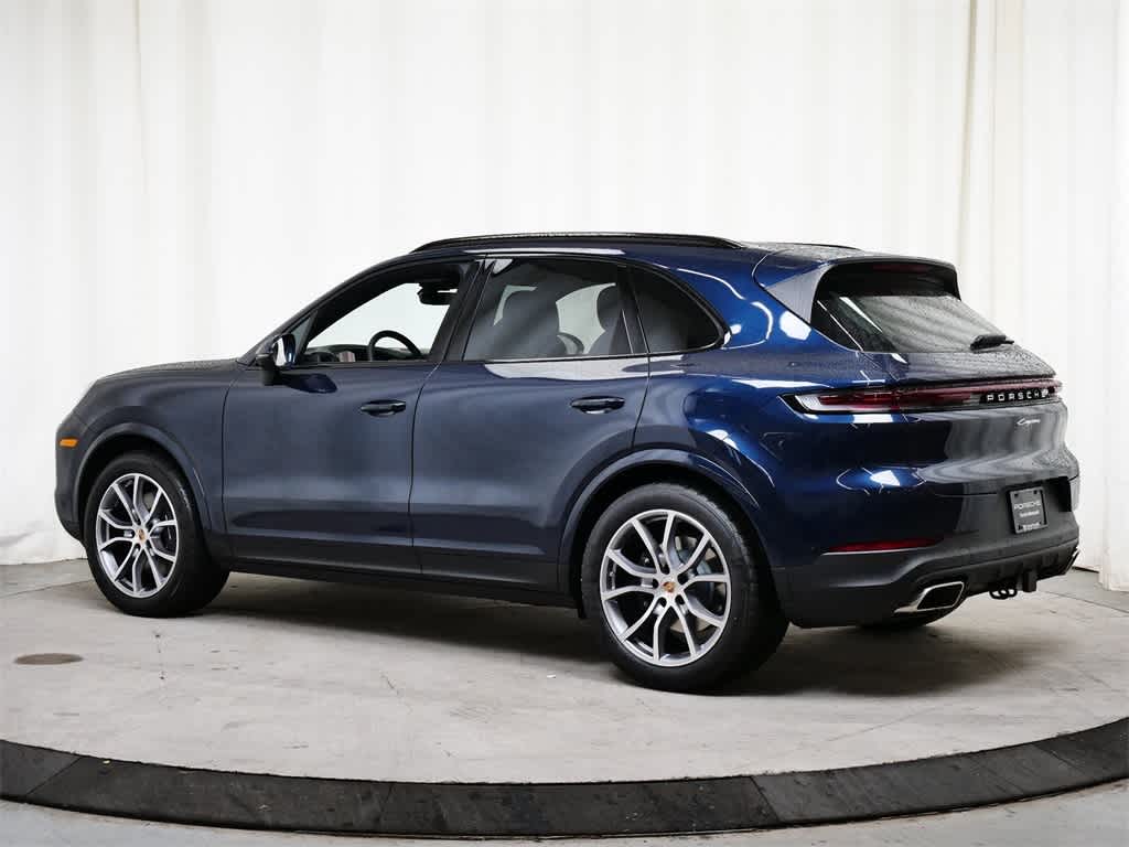 Thumbnail: 2025 Porsche Cayenne - 3