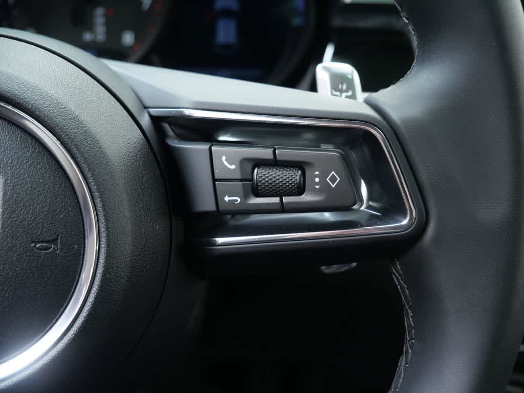 Thumbnail: 2025 Porsche Macan - 26