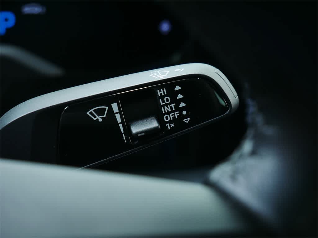 Thumbnail: 2020 Porsche Taycan - 24