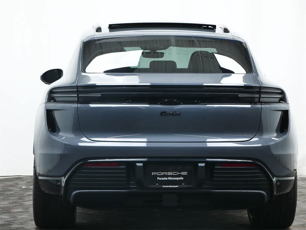 Thumbnail: 2025 Porsche Macan - 6