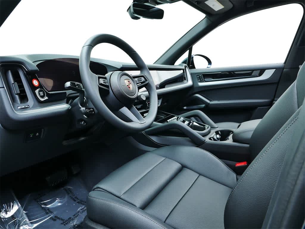 Thumbnail: 2025 Porsche Cayenne - 4