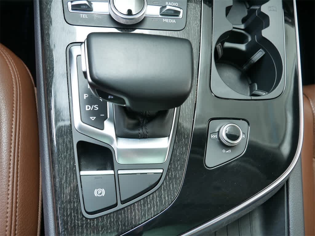 Thumbnail: 2019 Audi Q7 - 23