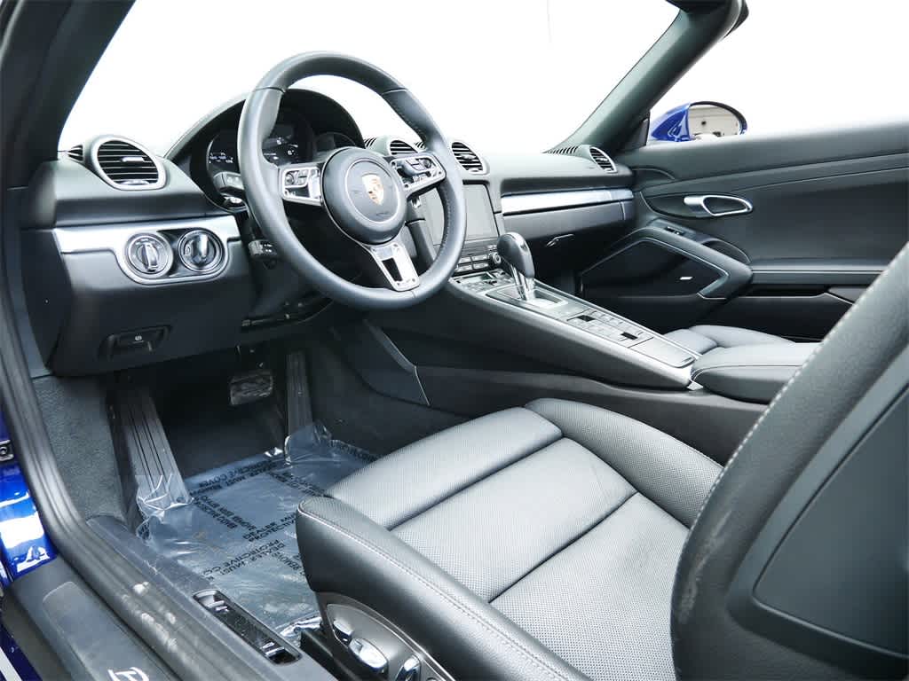 Thumbnail: 2024 Porsche 718 Boxster - 4