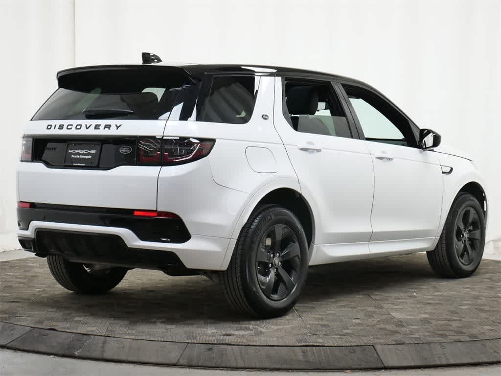 Thumbnail: 2022 Land Rover Discovery Sport - 7