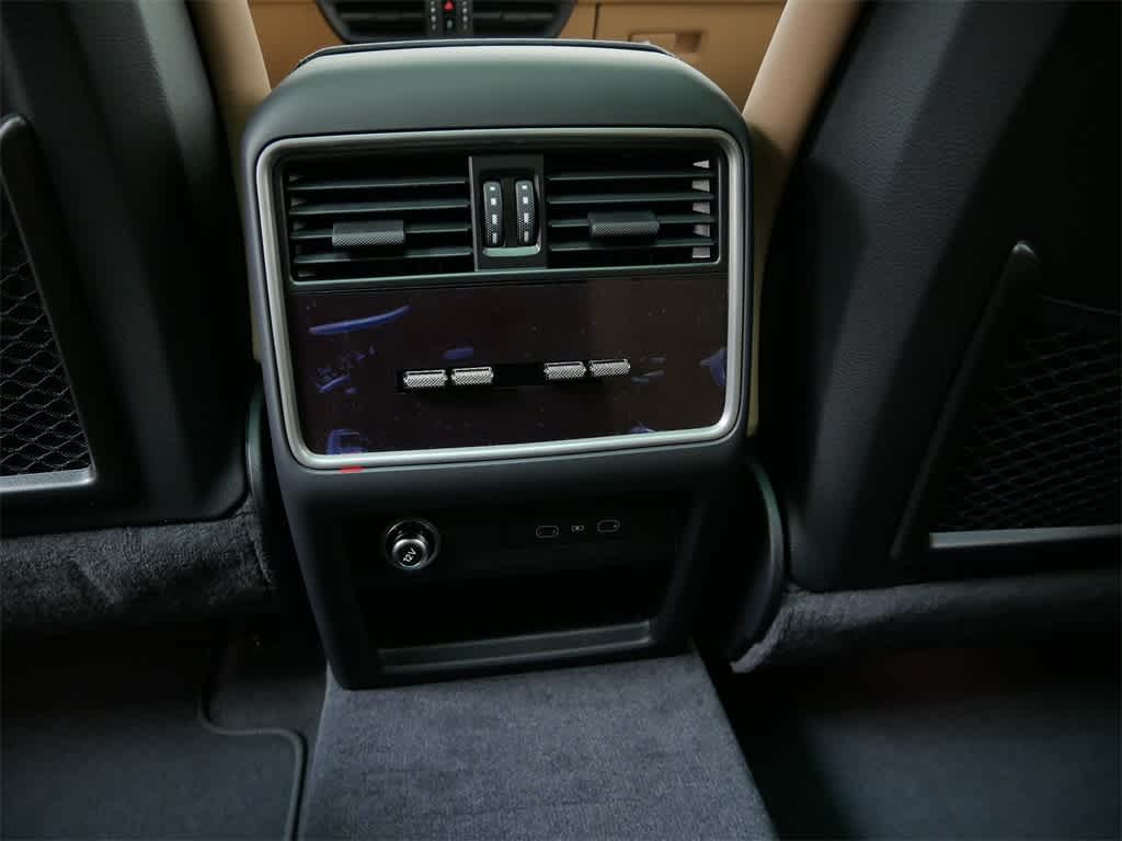 Thumbnail: 2026 Porsche Cayenne - 15