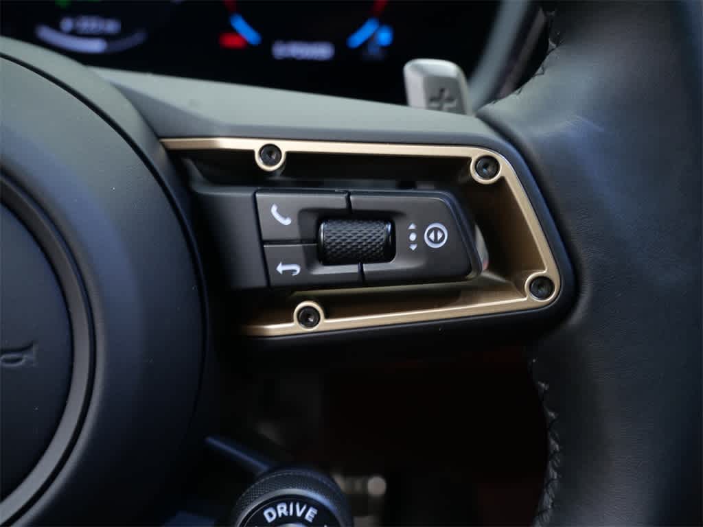 Thumbnail: 2025 Porsche Cayenne - 16