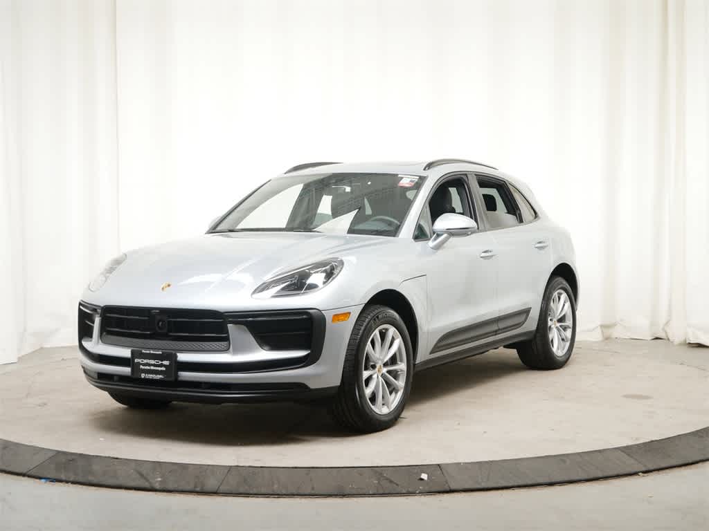 2024 Porsche Macan Base -
                  Minneapolis, MN