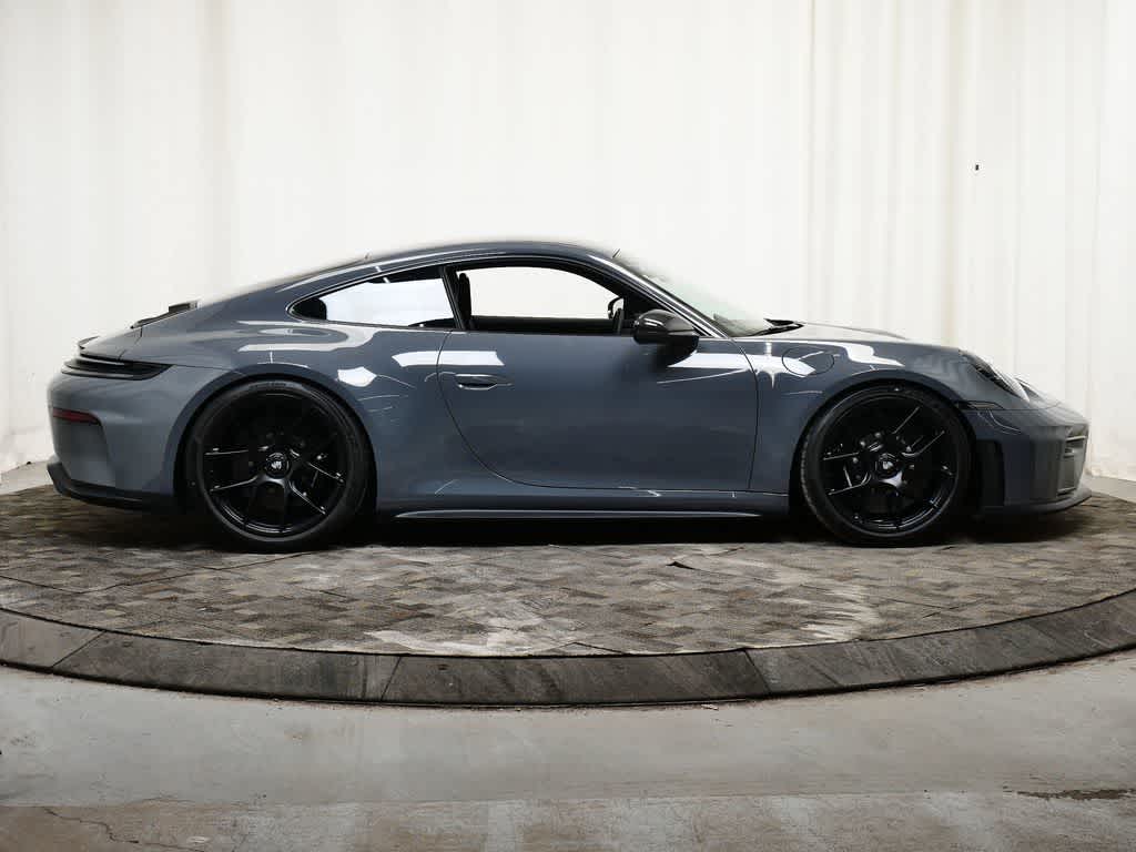 Thumbnail: 2026 Porsche 911 - 8