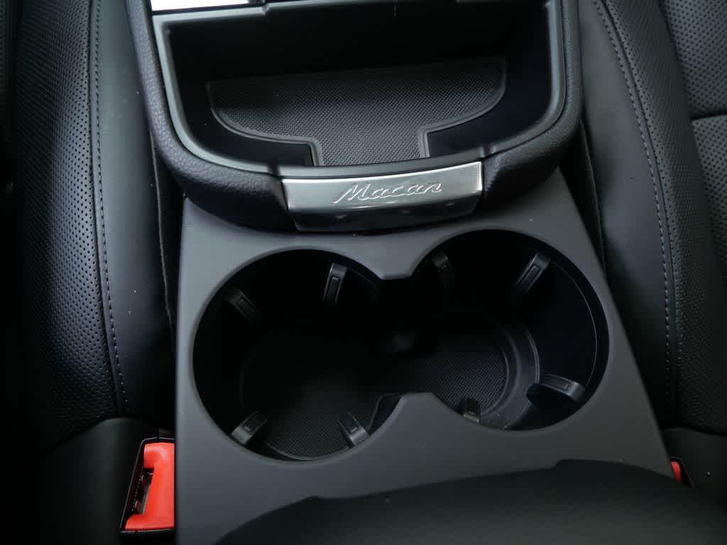 Thumbnail: 2025 Porsche Macan - 20