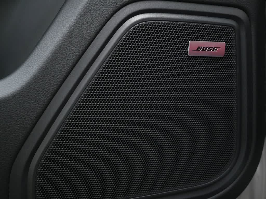 Thumbnail: 2026 Porsche Macan - 17