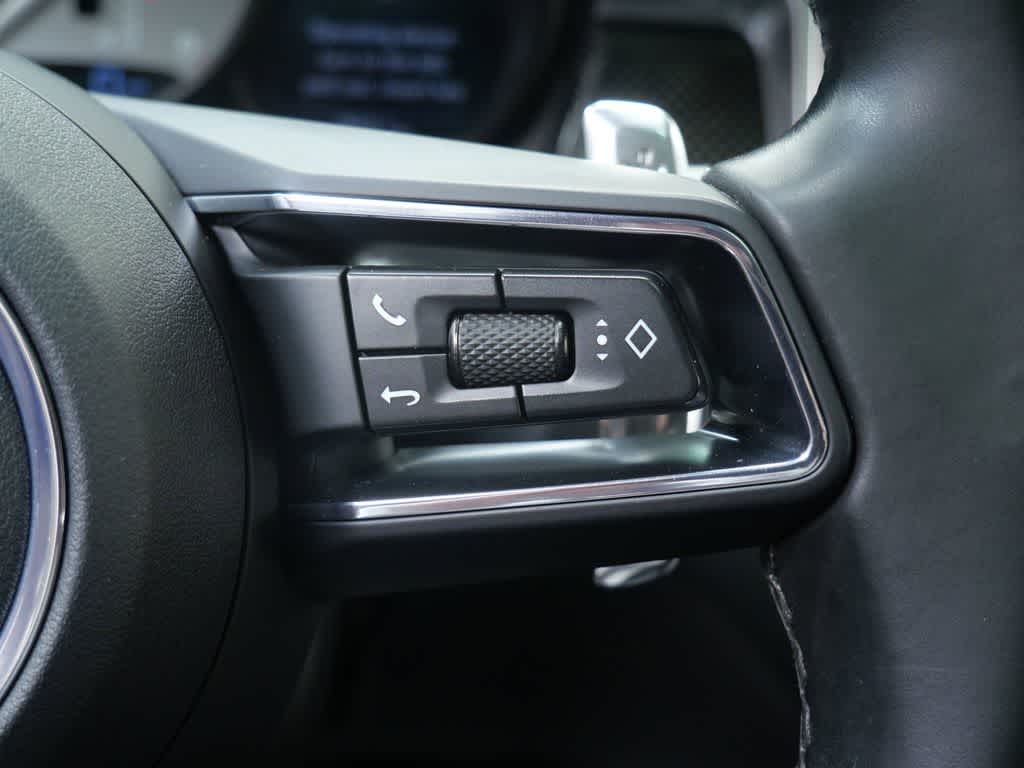 Thumbnail: 2022 Porsche Macan - 19