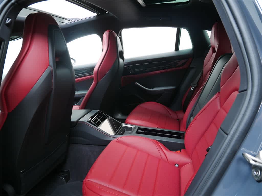 Thumbnail: 2025 Porsche Panamera - 14