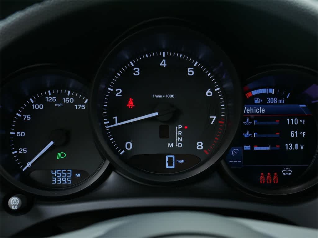 Thumbnail: 2025 Porsche Macan - 24