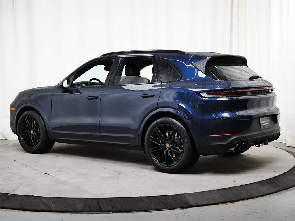 Thumbnail: 2025 Porsche Cayenne - 3