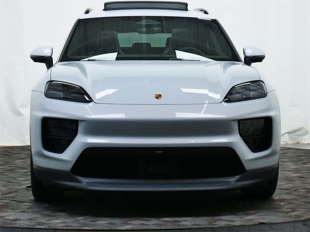 Thumbnail: 2025 Porsche Macan - 10