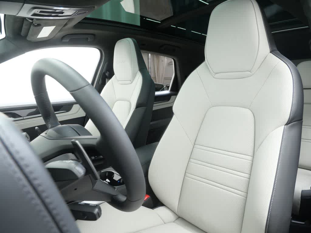Thumbnail: 2026 Porsche Cayenne - 5