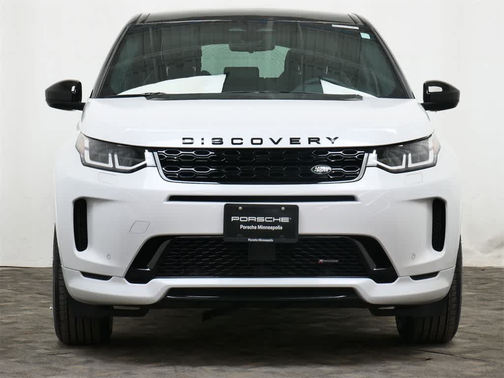 Thumbnail: 2022 Land Rover Discovery Sport - 10