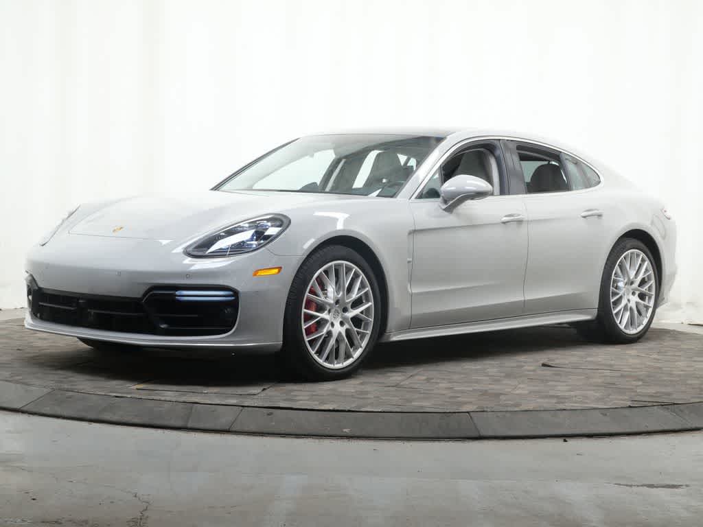 Thumbnail: 2017 Porsche Panamera - 1