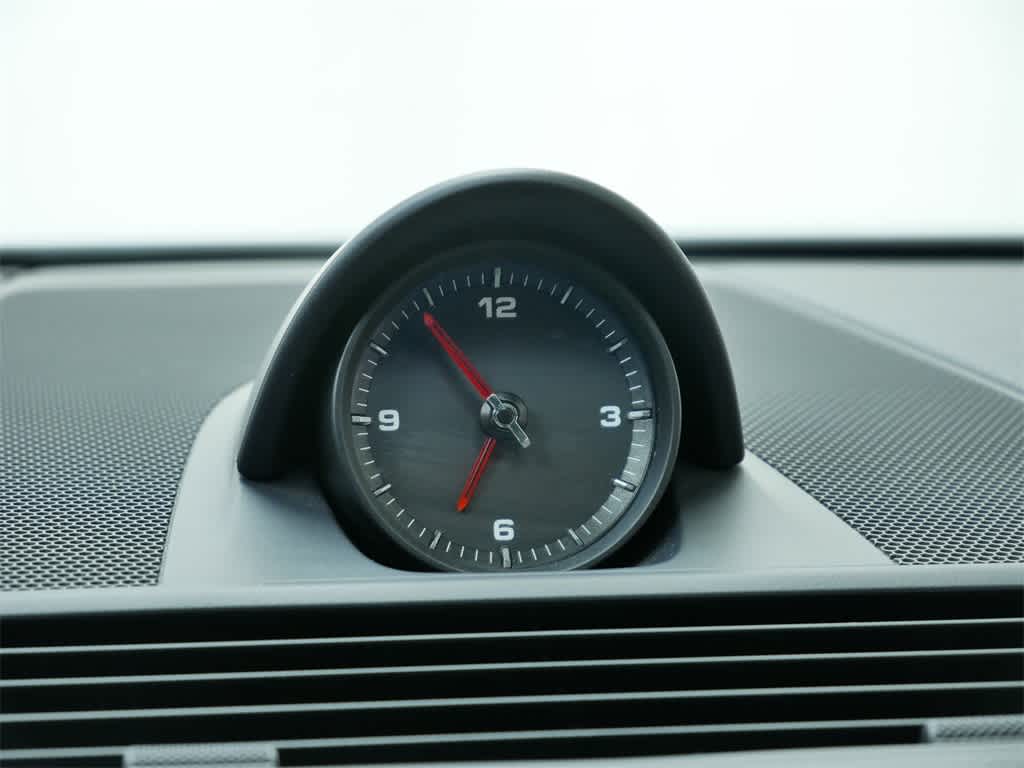 Thumbnail: 2020 Porsche Panamera - 21