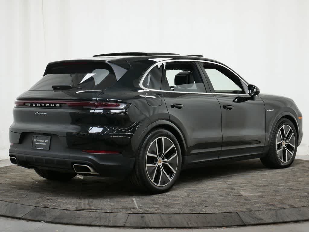 Thumbnail: 2025 Porsche Cayenne - 7