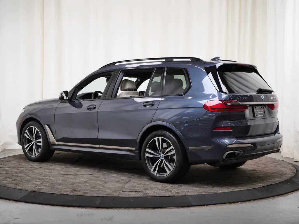 Thumbnail: 2022 BMW M5 - 3