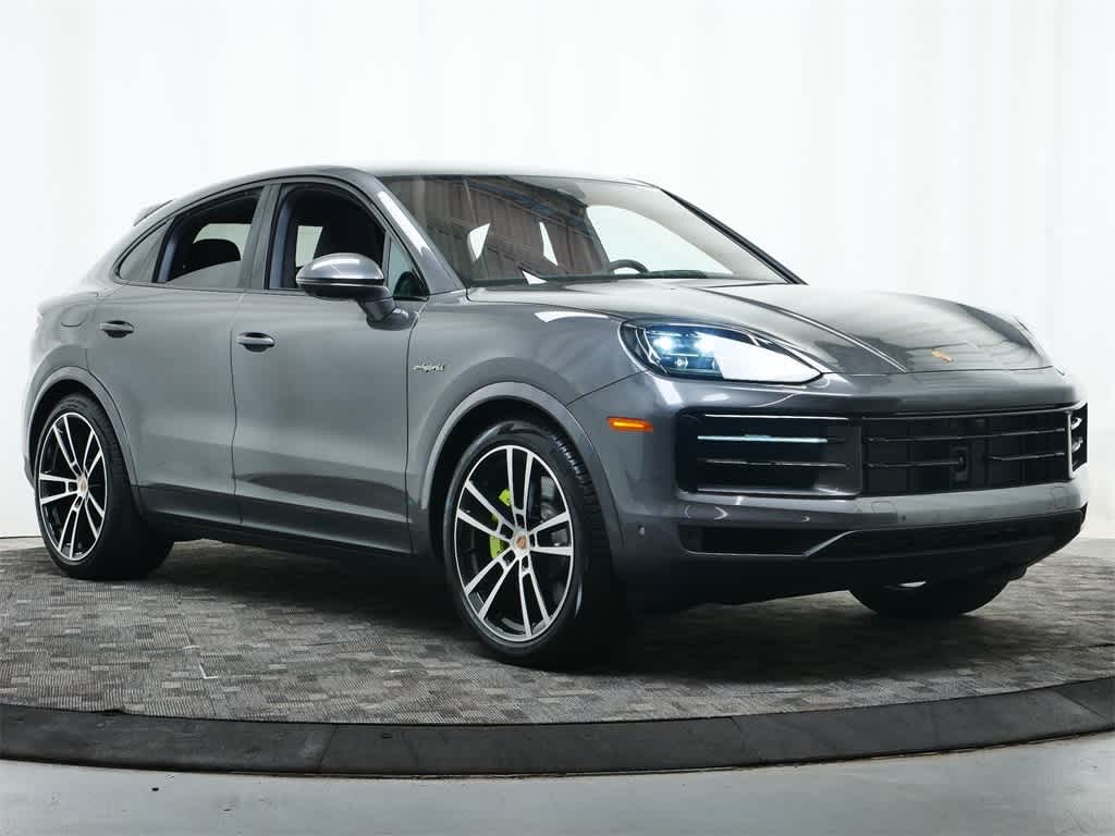 Thumbnail: 2025 Porsche Cayenne - 9