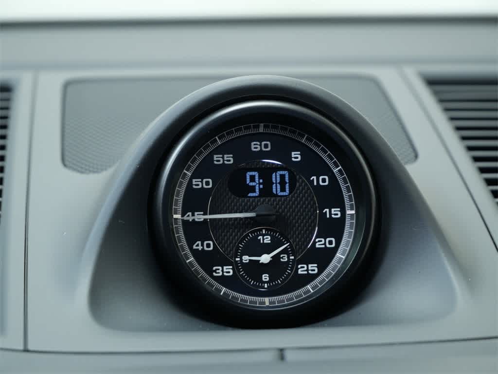 Thumbnail: 2026 Porsche Macan - 25