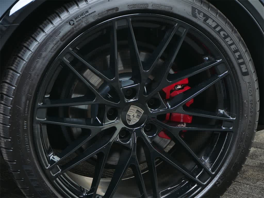 Thumbnail: 2025 Porsche Macan - 11