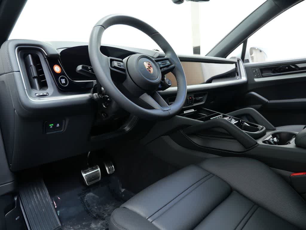 Thumbnail: 2026 Porsche Cayenne - 4