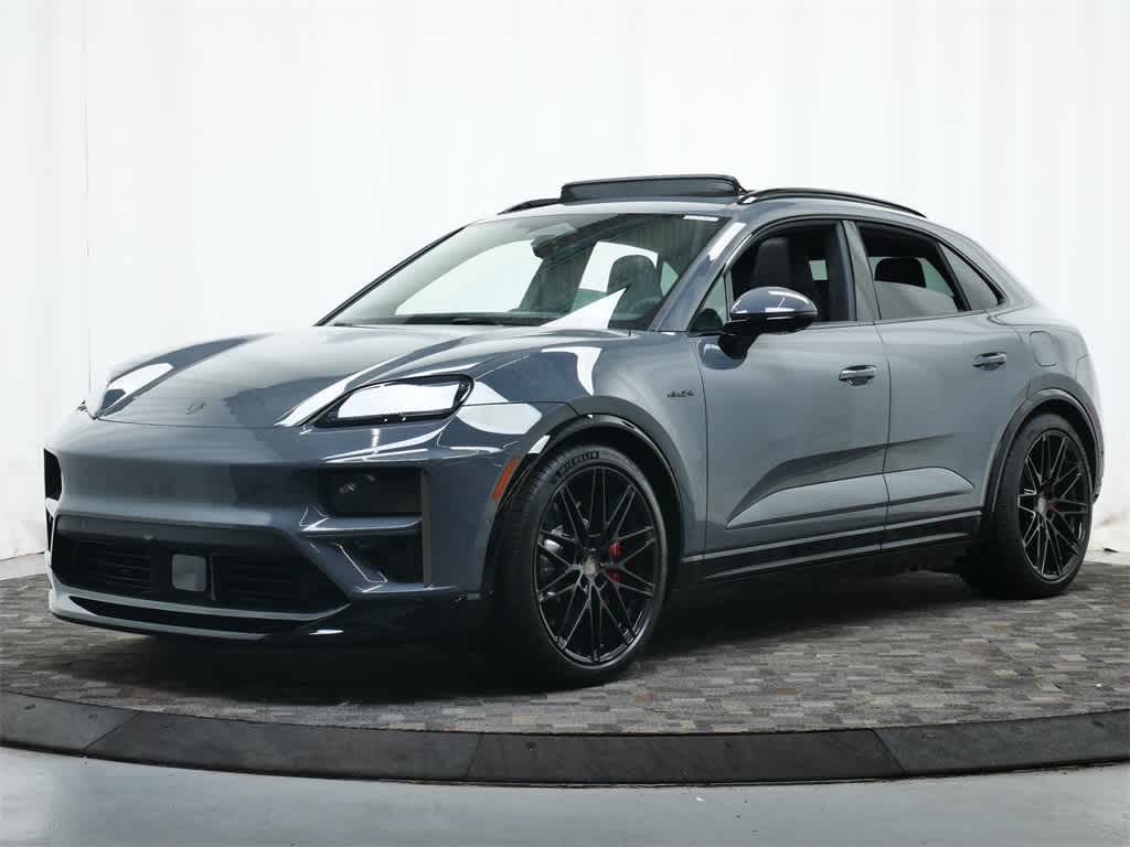 Thumbnail: 2025 Porsche Macan - 1