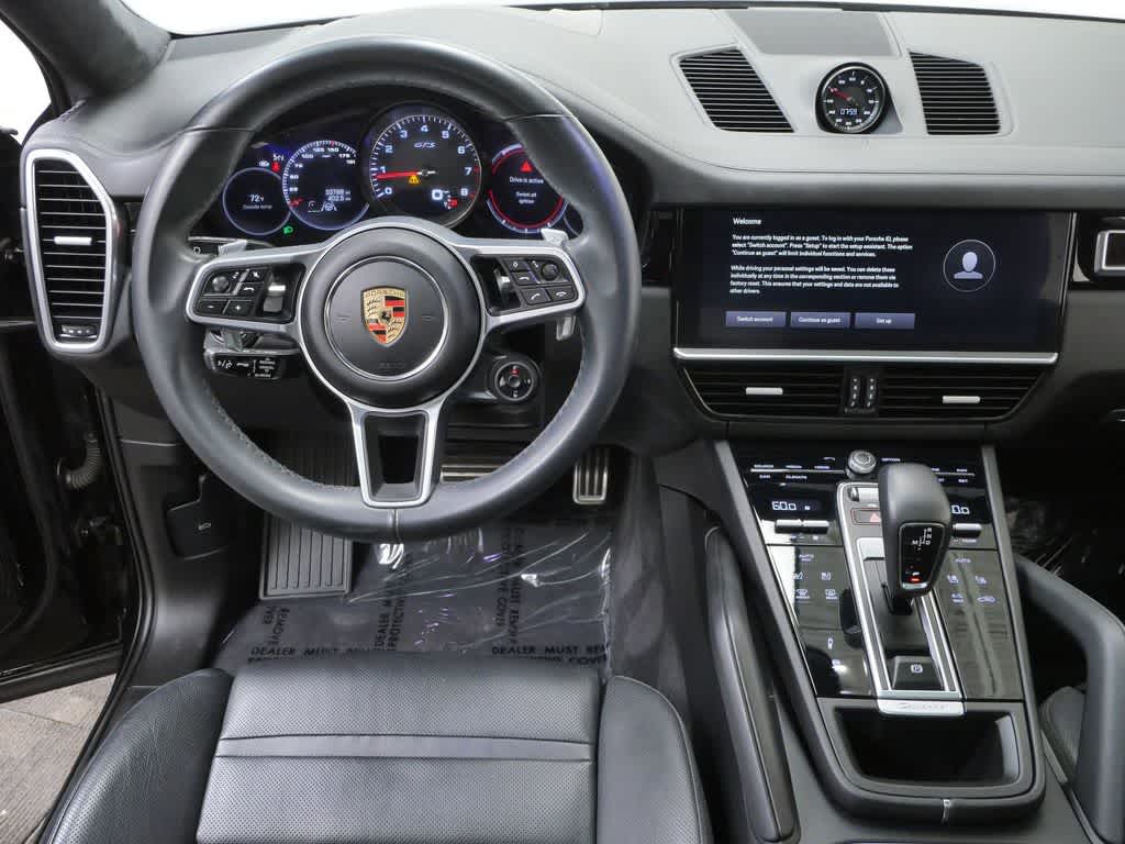 Thumbnail: 2023 Porsche Cayenne - 16