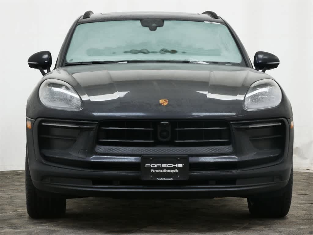 Thumbnail: 2025 Porsche Macan - 10