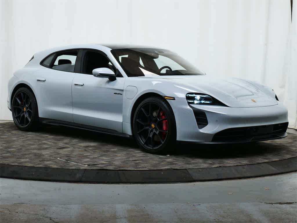 Thumbnail: 2023 Porsche Taycan - 9