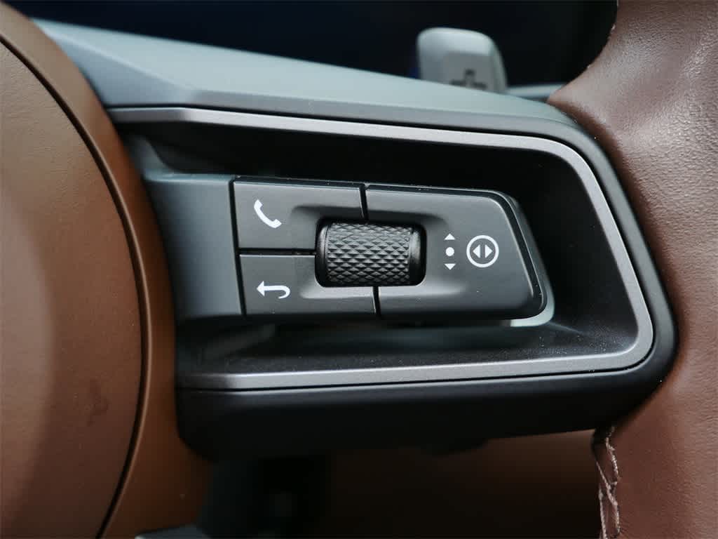 Thumbnail: 2025 Porsche 911 - 17