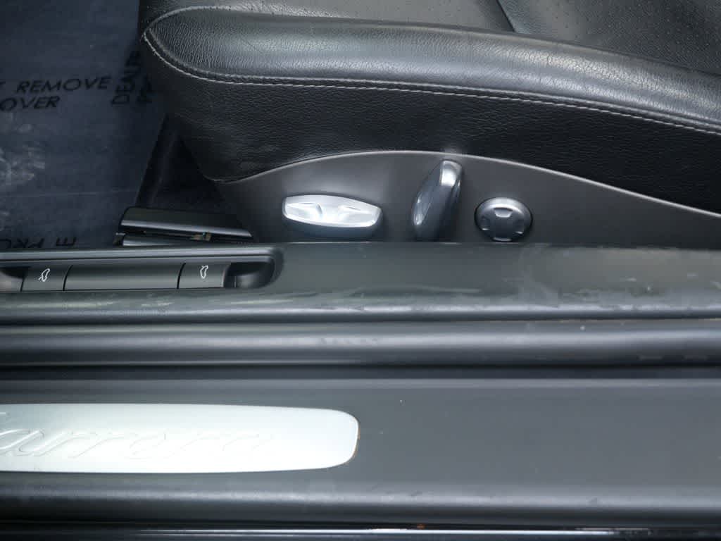 Thumbnail: 2007 Porsche 911 - 12