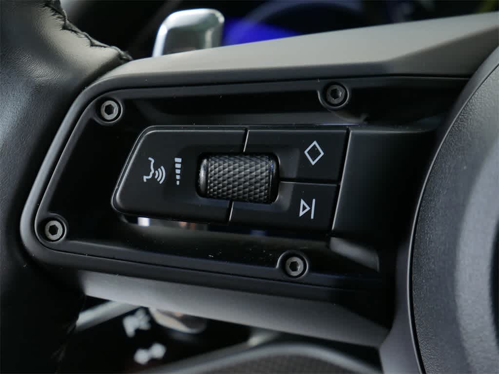 Thumbnail: 2023 Porsche Cayenne - 22