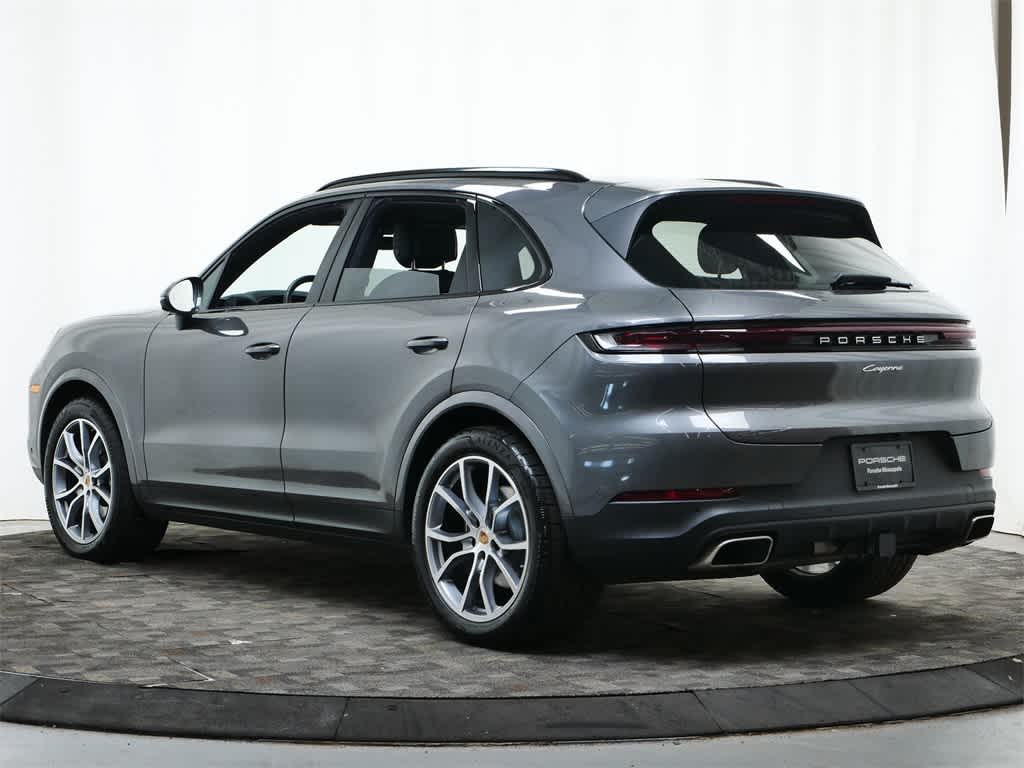 Thumbnail: 2025 Porsche Cayenne - 3