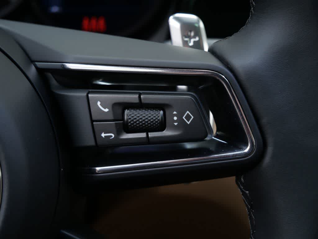 Thumbnail: 2026 Porsche Macan - 28