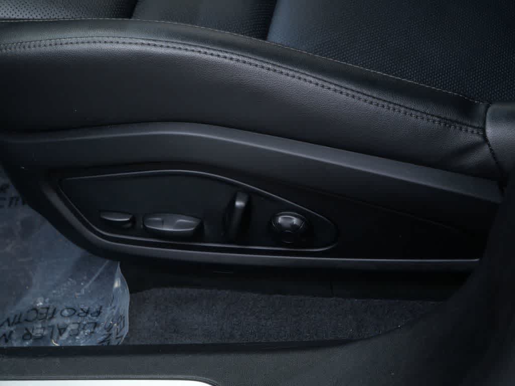 Thumbnail: 2021 Porsche Taycan - 12