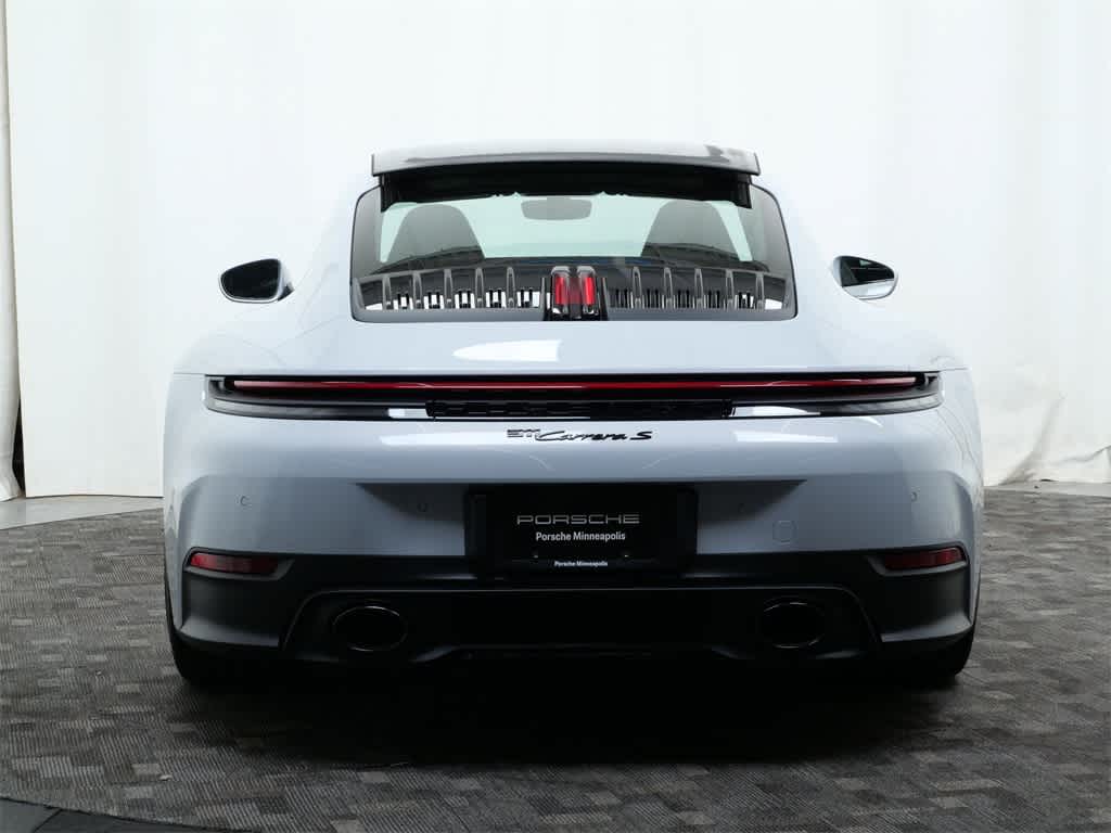 Thumbnail: 2026 Porsche 911 - 6