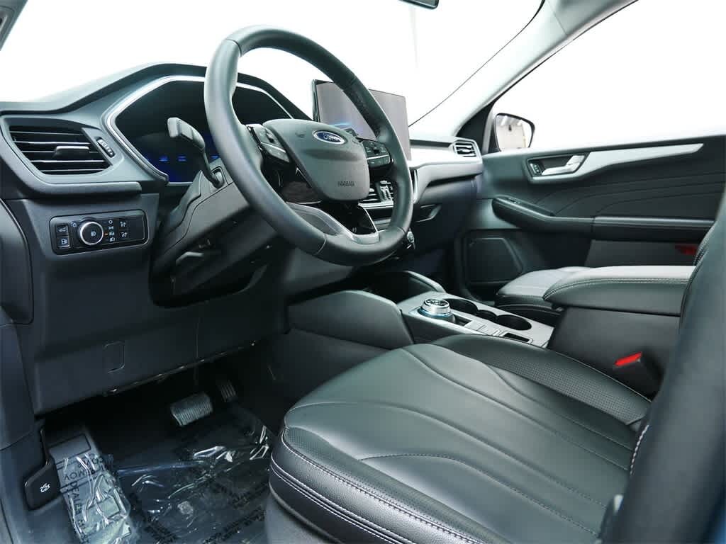 Used 2025 Ford Escape Platinum SUV