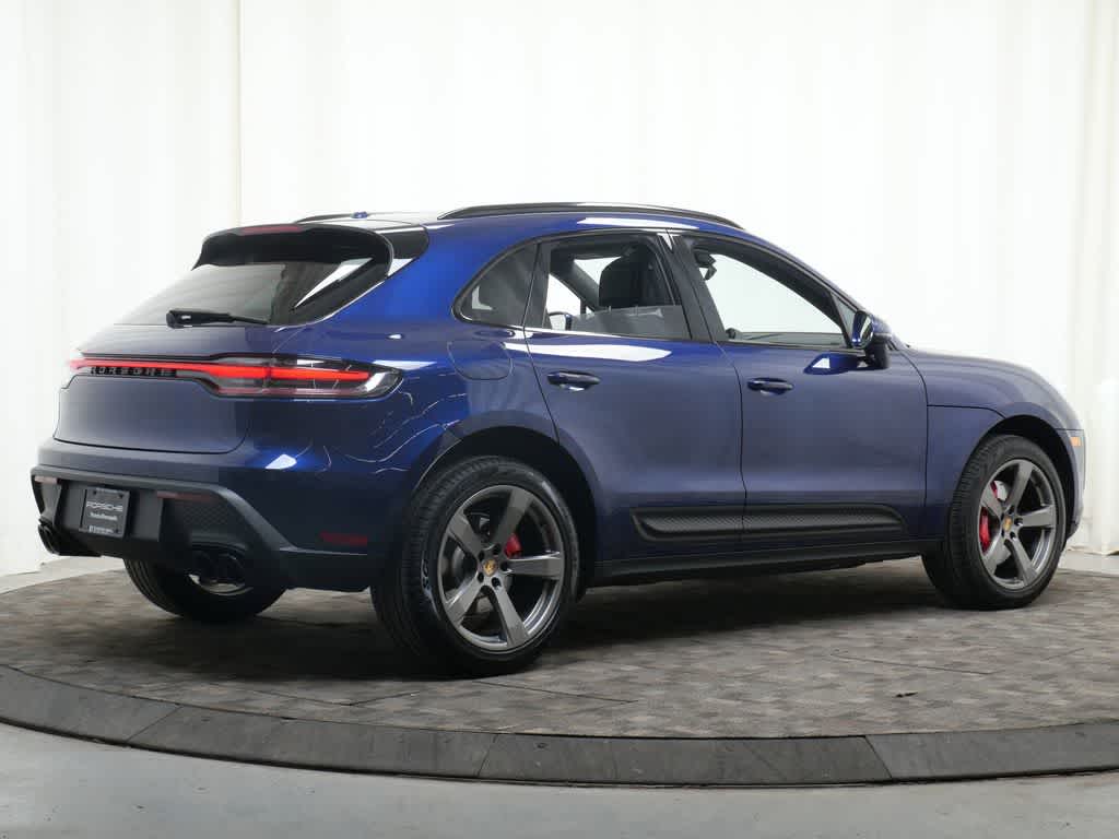 Thumbnail: 2023 Porsche Macan - 7